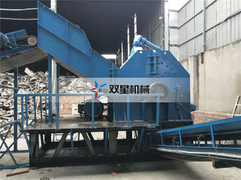 金属香蕉污视频下载工作现场