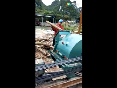 木材香蕉污视频下载生产线工作视频